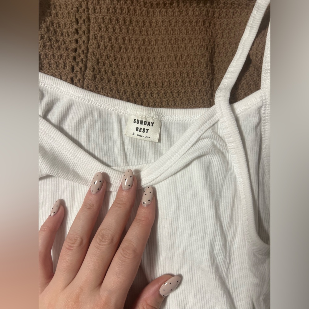 Aritzia Simple tank